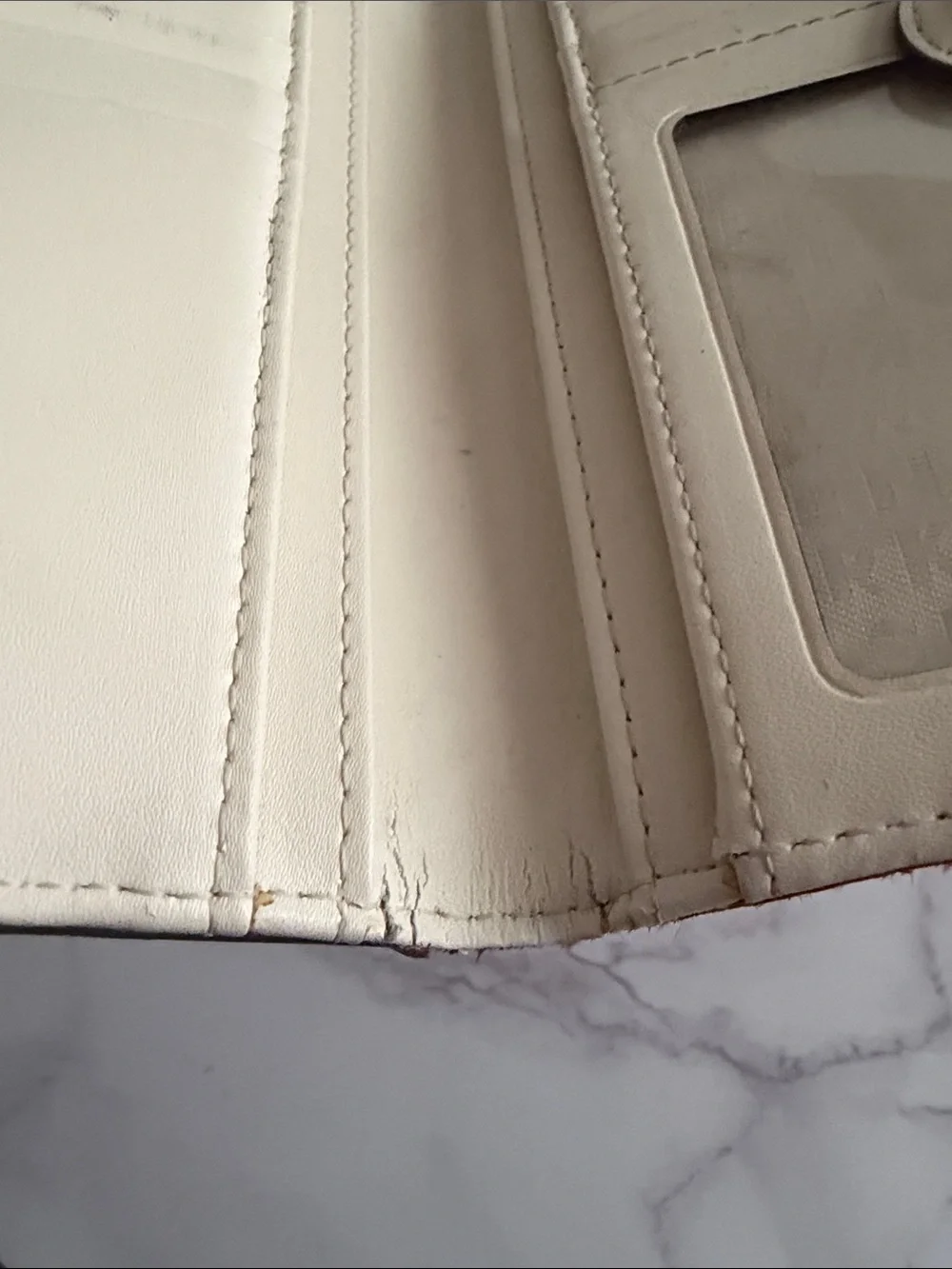 2 Kate Spade Wallets - Picture 3 of 12